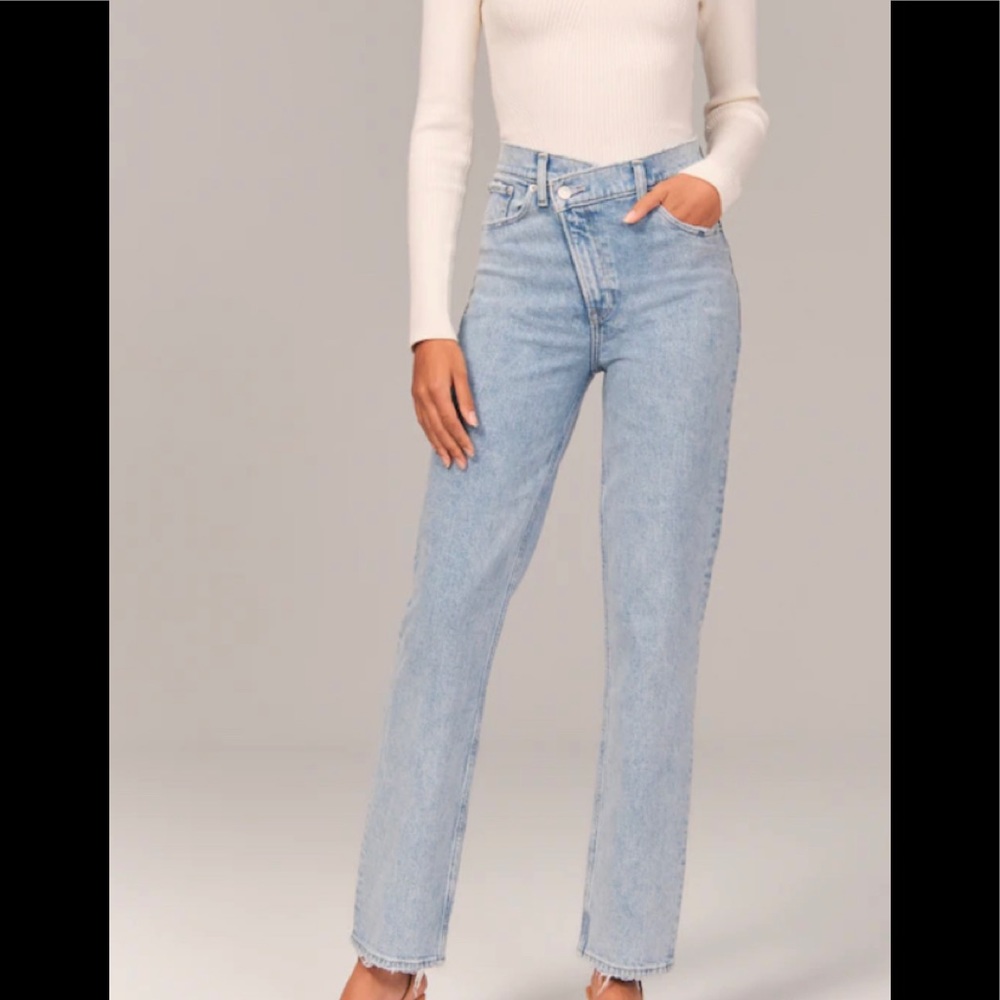 Ultra high rise 90s straight jean Abercrombie